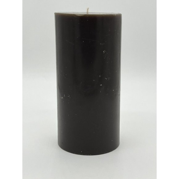 Dark Green Pillar Candle 8” Tall x 4” - Picture 4 of 5